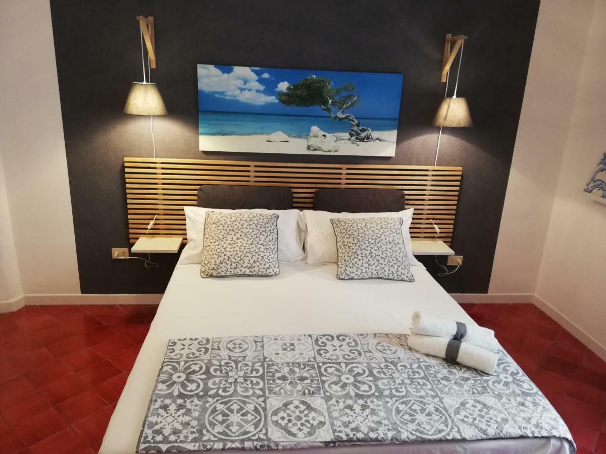 B&B Vicolo Stretto Salerno Exterior photo